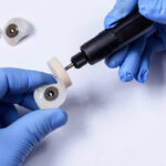 پولیش چشم مصنوعی